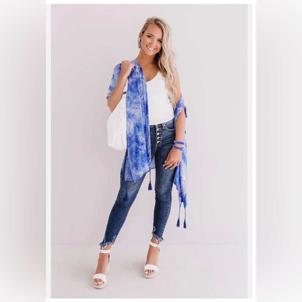 Relaxing Poolside Tie Dye Overlay Periwinkle - Size Small